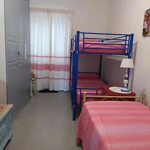 https://casa-isabella-vicino-mare-con-giardino.in-sardinia.net