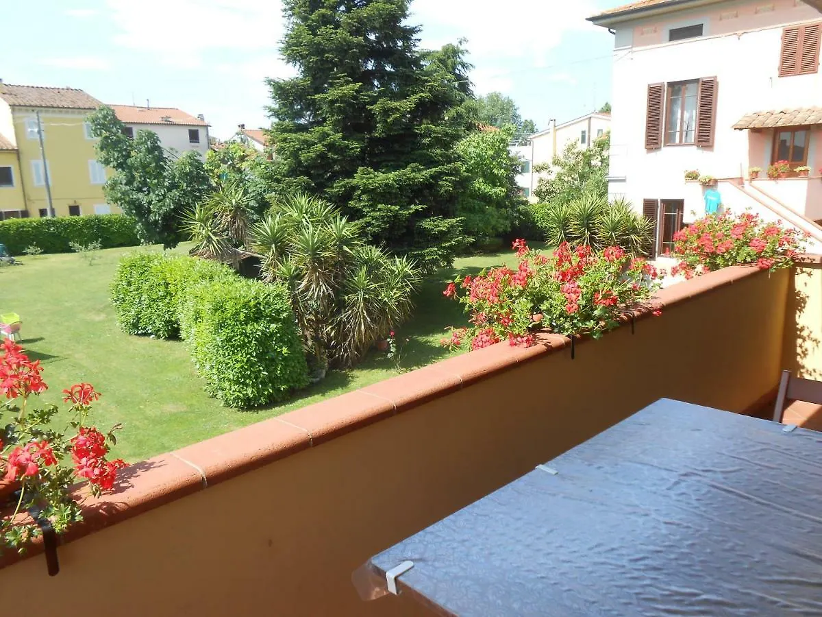 Casa vacanze Orsi Lucca 0*,  Italia
